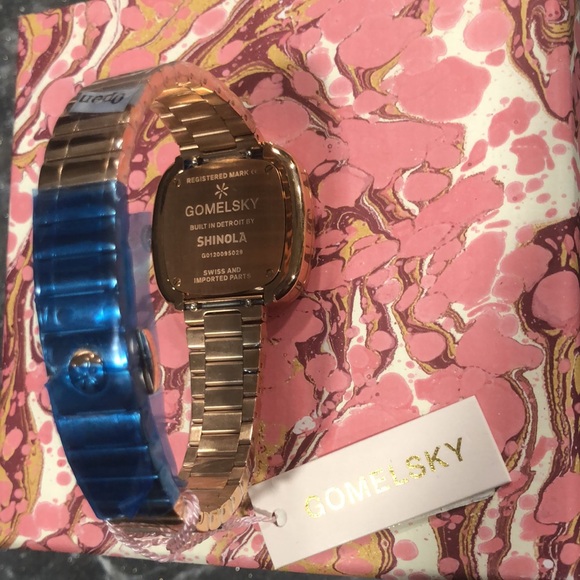 Gomelsky Eppie Sneed Steel MOP Dial Quartz Ladies - Picture 6 of 9